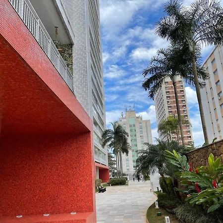 Lindo Apartamento A 50 Metros Da Praia غوارويا المظهر الخارجي الصورة