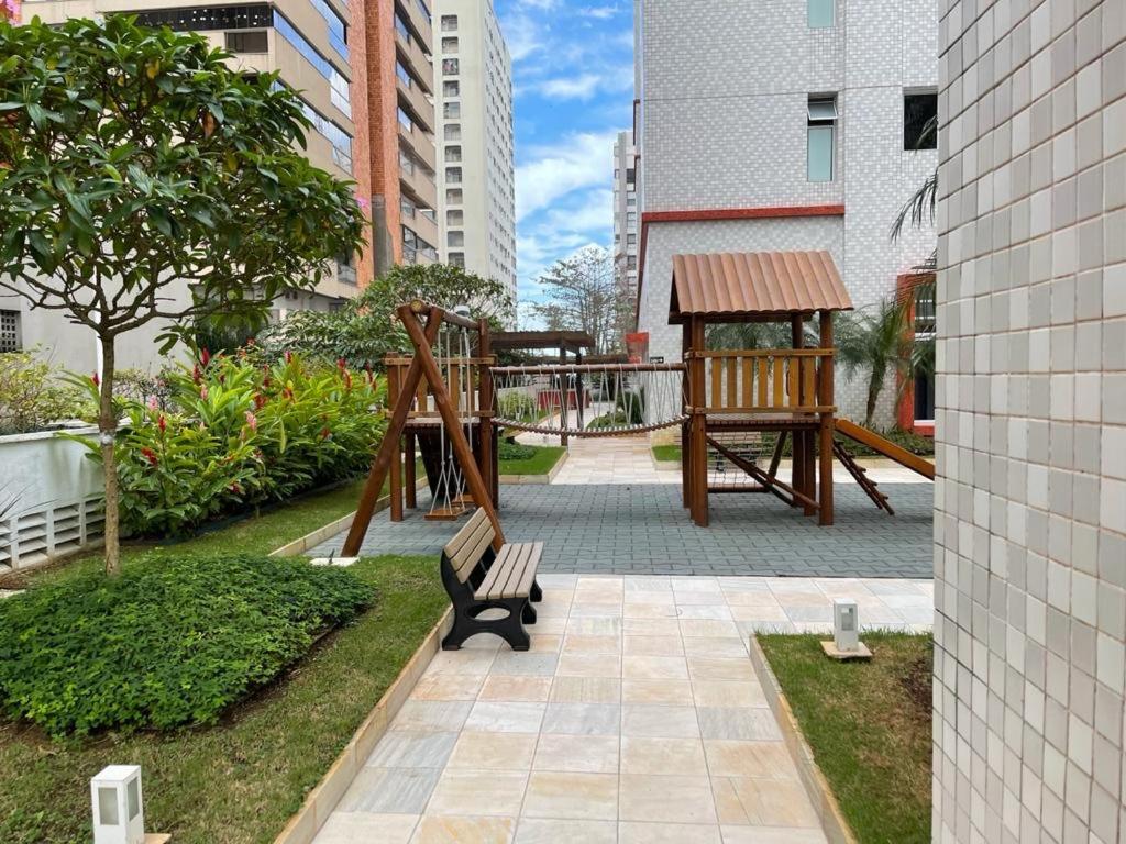 Lindo Apartamento A 50 Metros Da Praia غوارويا المظهر الخارجي الصورة