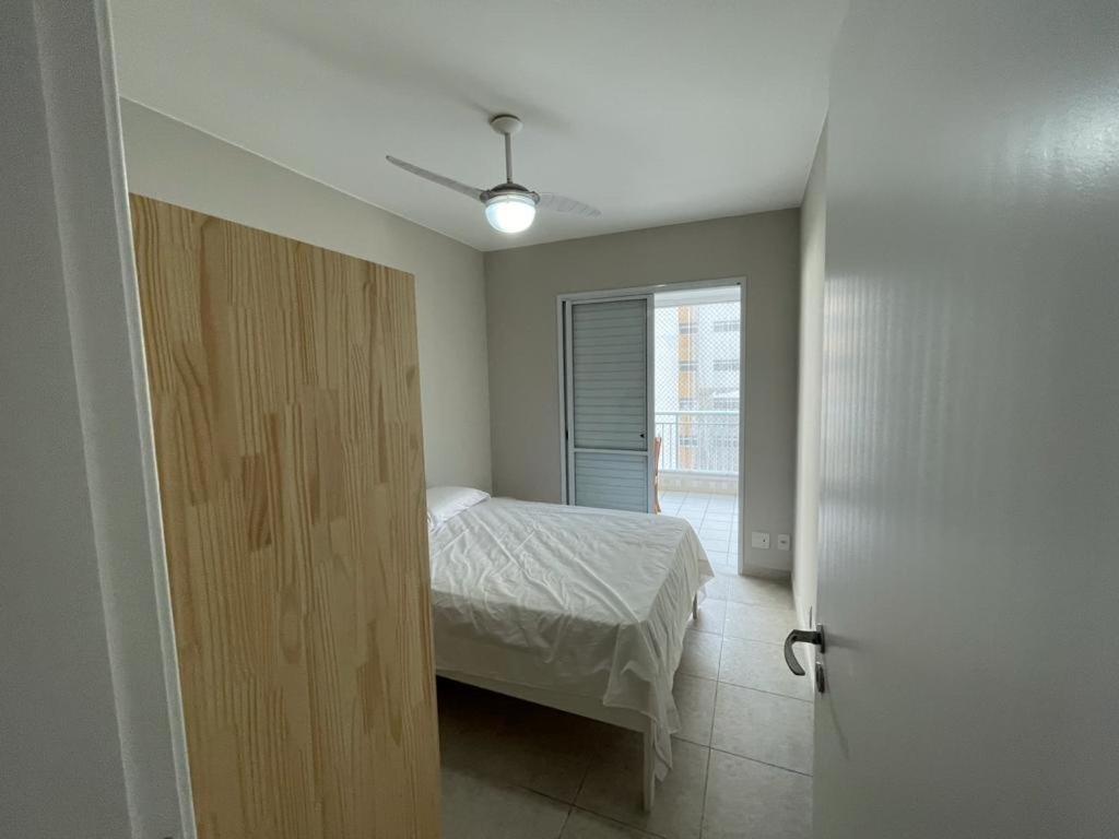 Lindo Apartamento A 50 Metros Da Praia غوارويا المظهر الخارجي الصورة